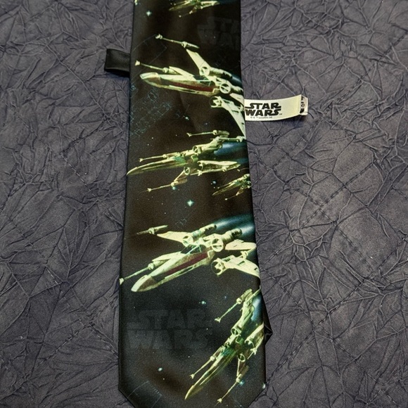 Rare Star Wars X-Wing Tie Lucasfilm Licensed Novelty Collectible Necktie Y2K - Picture 1 of 6